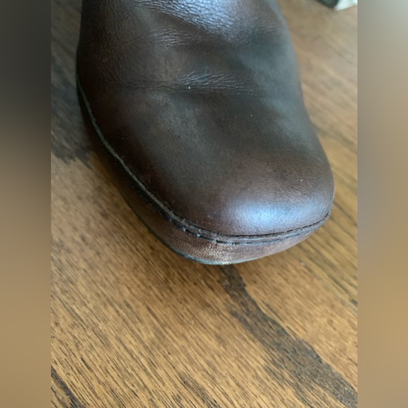 Clarks Sz 8.5 Brown Leather Black Piping Spat Style Side Zip Heel Ankle Boots - Picture 6 of 10